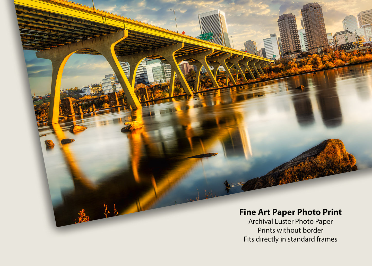 Resplandor del río James