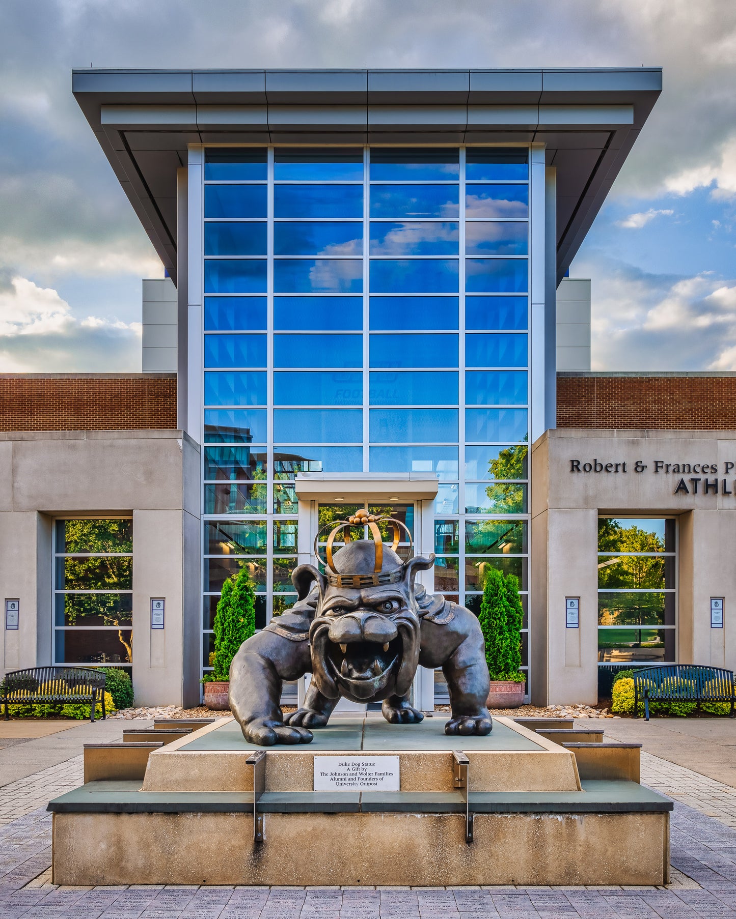 An Evening with the Duke (Portrait) image 0