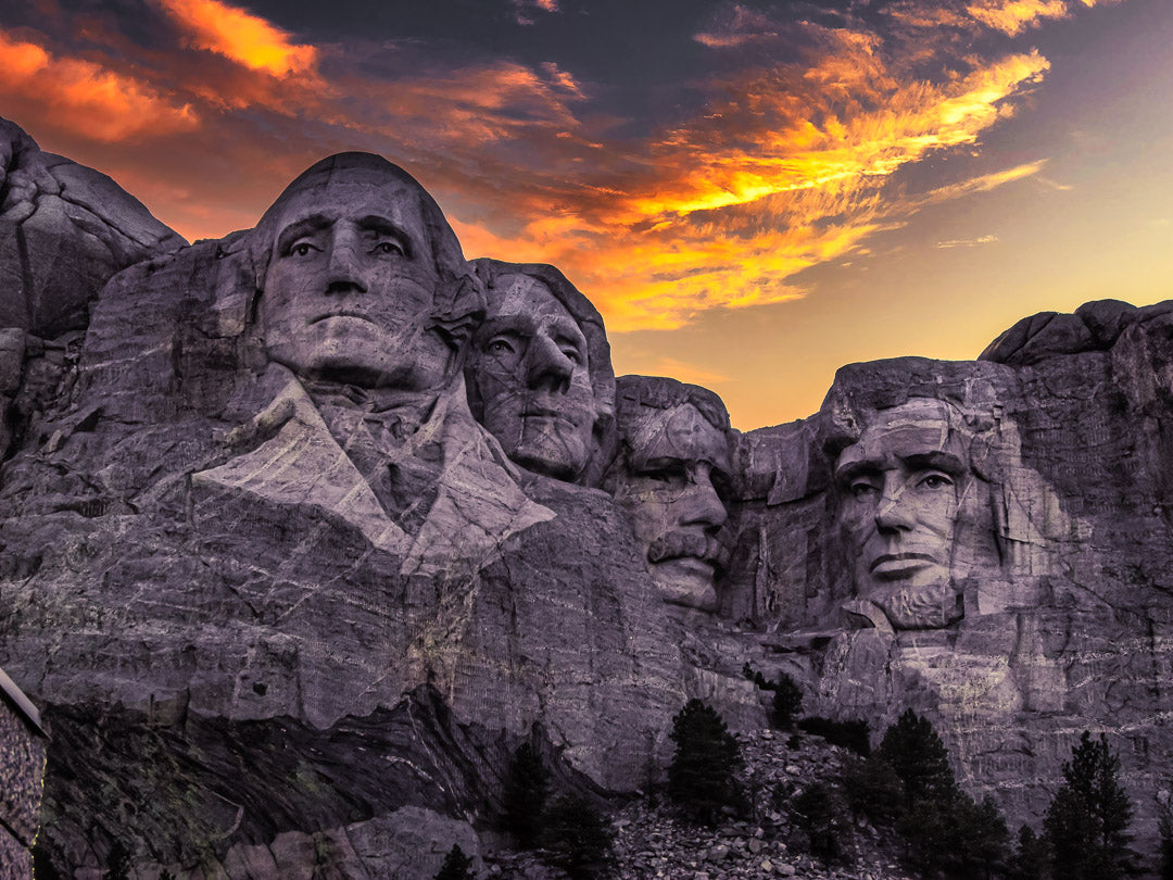 Sunset at Mount Rushmore image 0