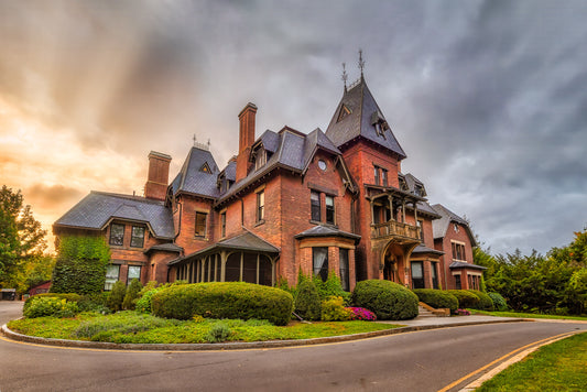 AM at the AD White House image 0