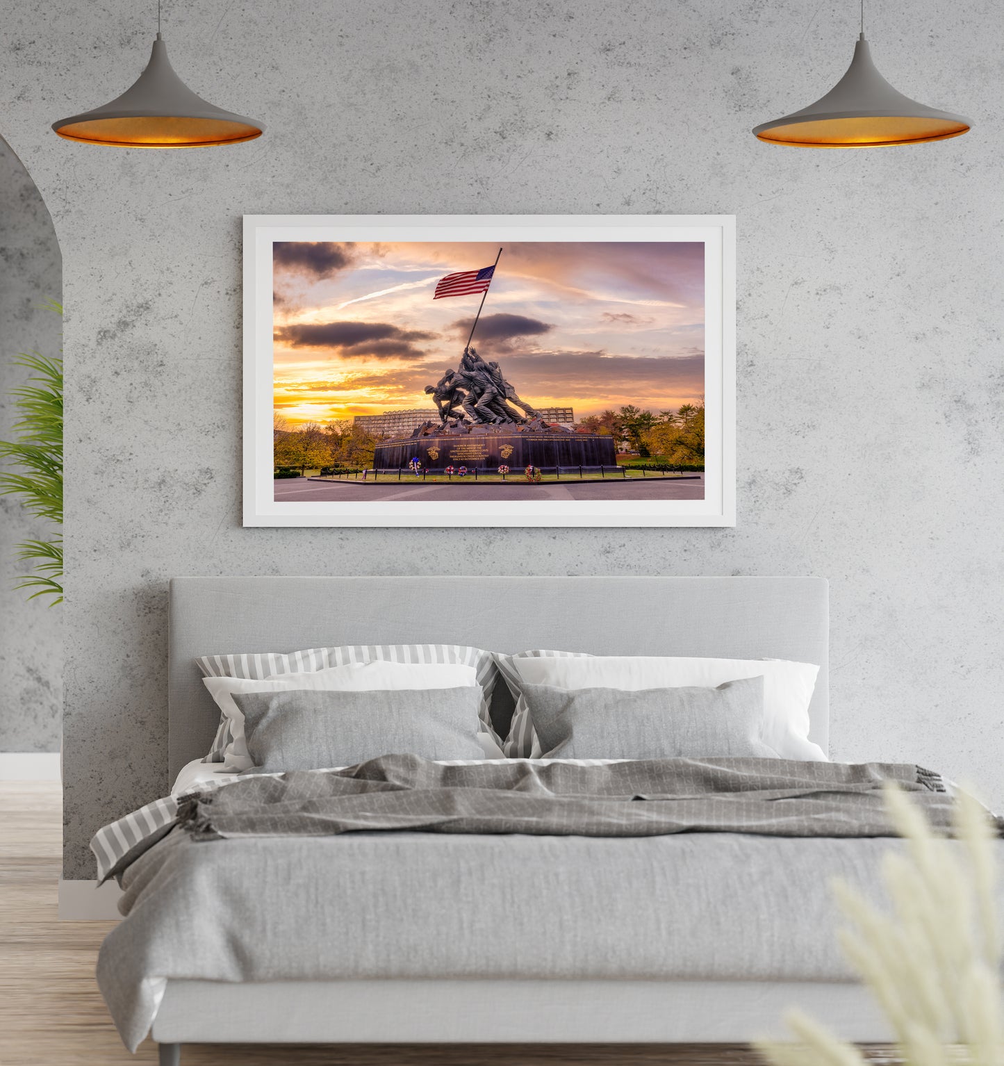 Atardecer en el Monumento de Guerra del Cuerpo de Marines de EE. UU.