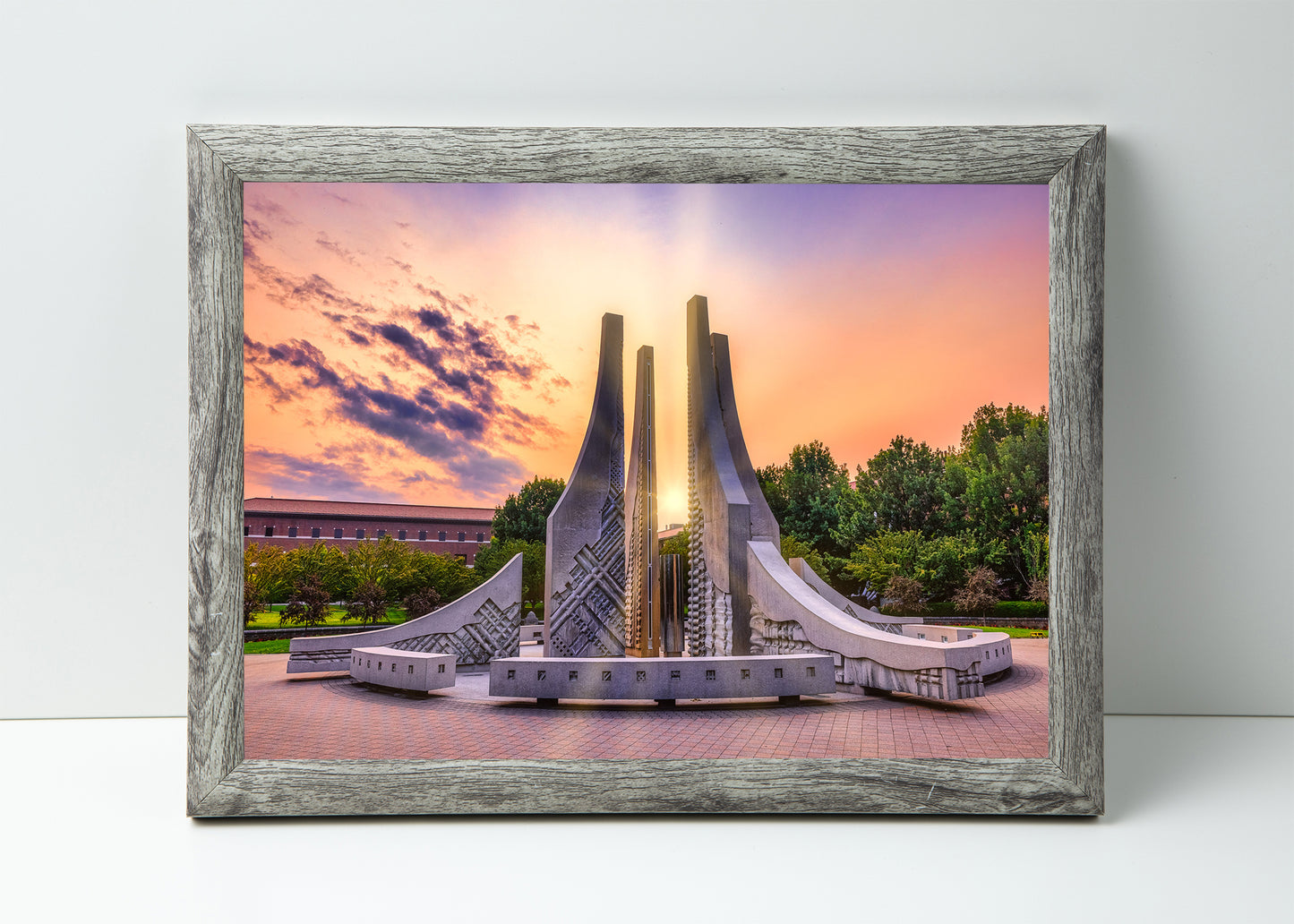 Amanecer en la Fuente de la Ingeniería