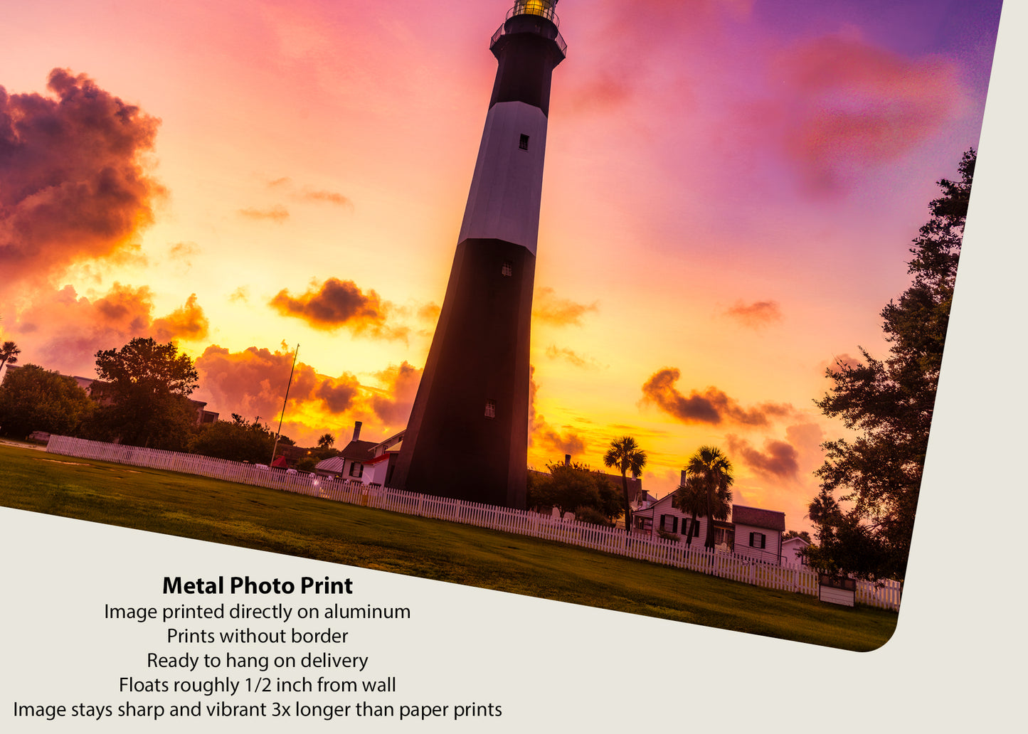 Amanecer en el faro de Tybee Island