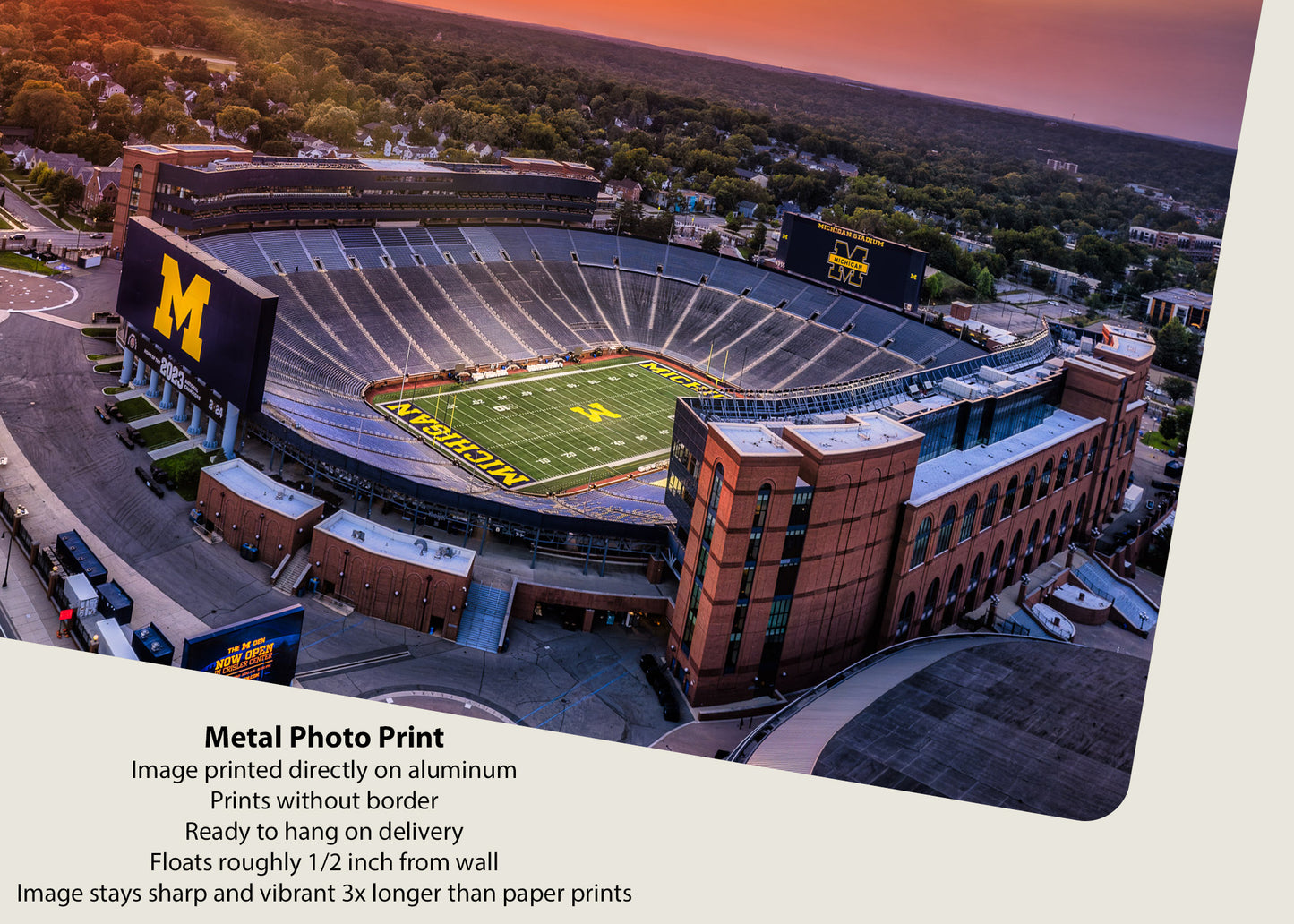 Atardecer en el estadio de Michigan