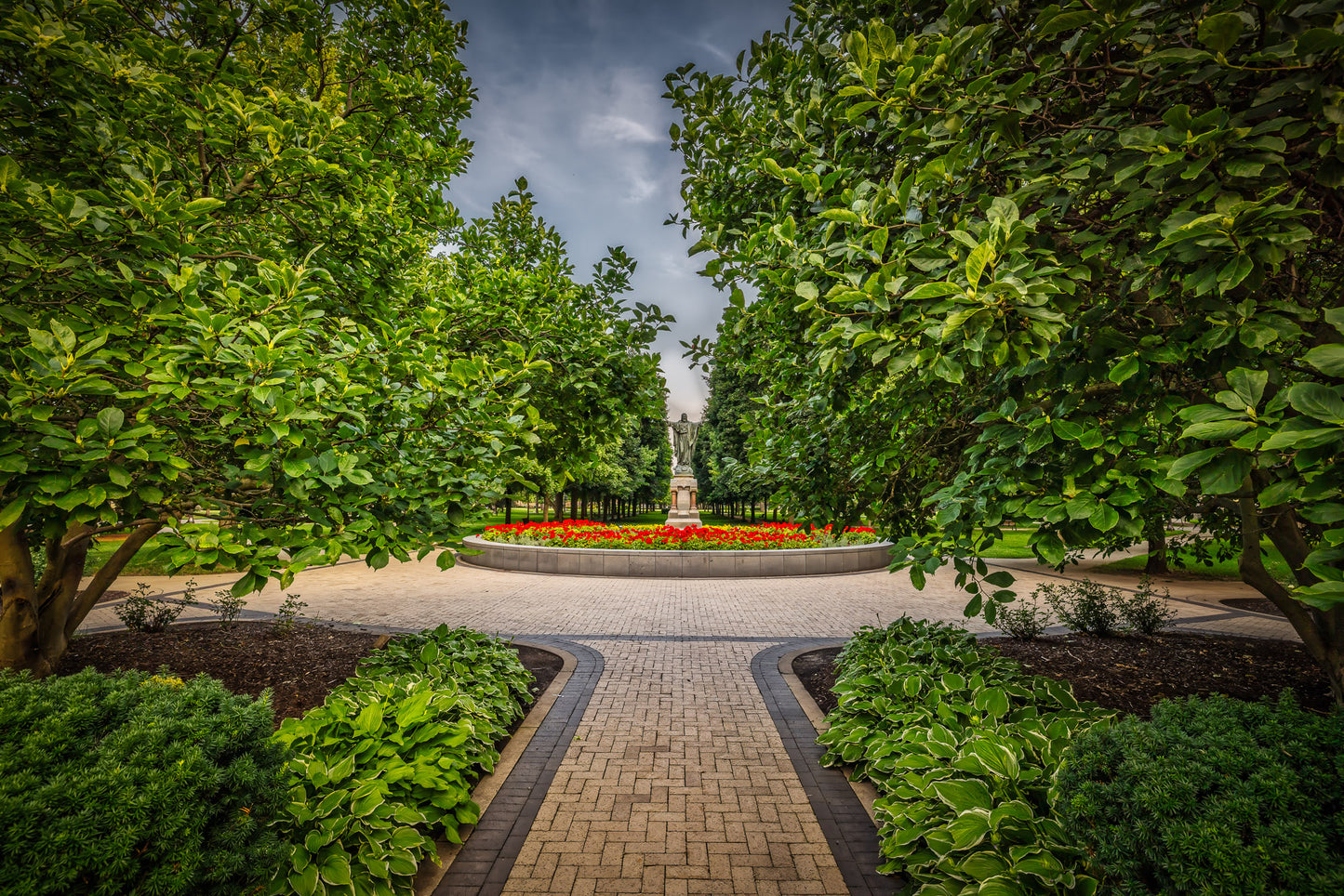 Walk through the God Quad image 0