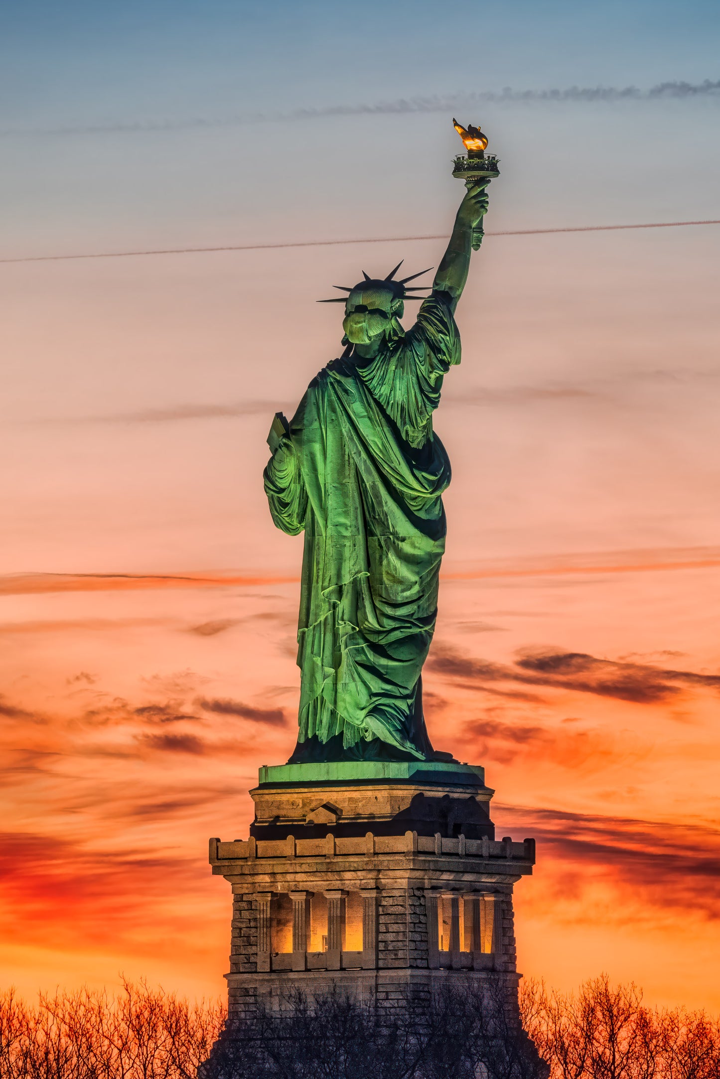 Lady Liberty at First Light image 0