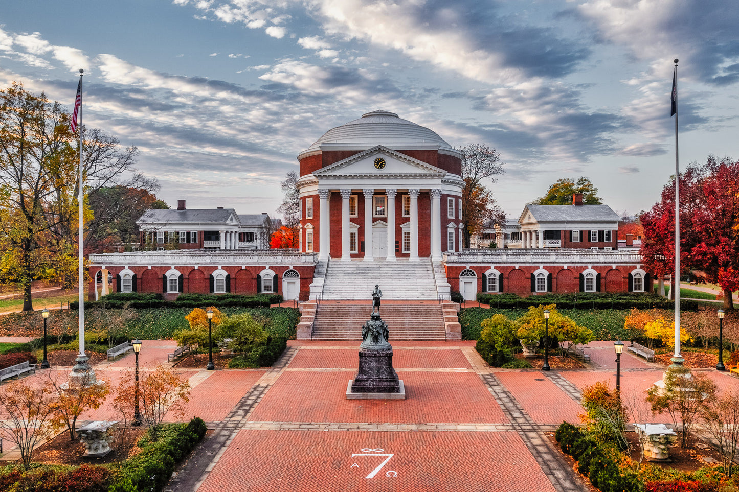Autumn at the Rotunda image 0