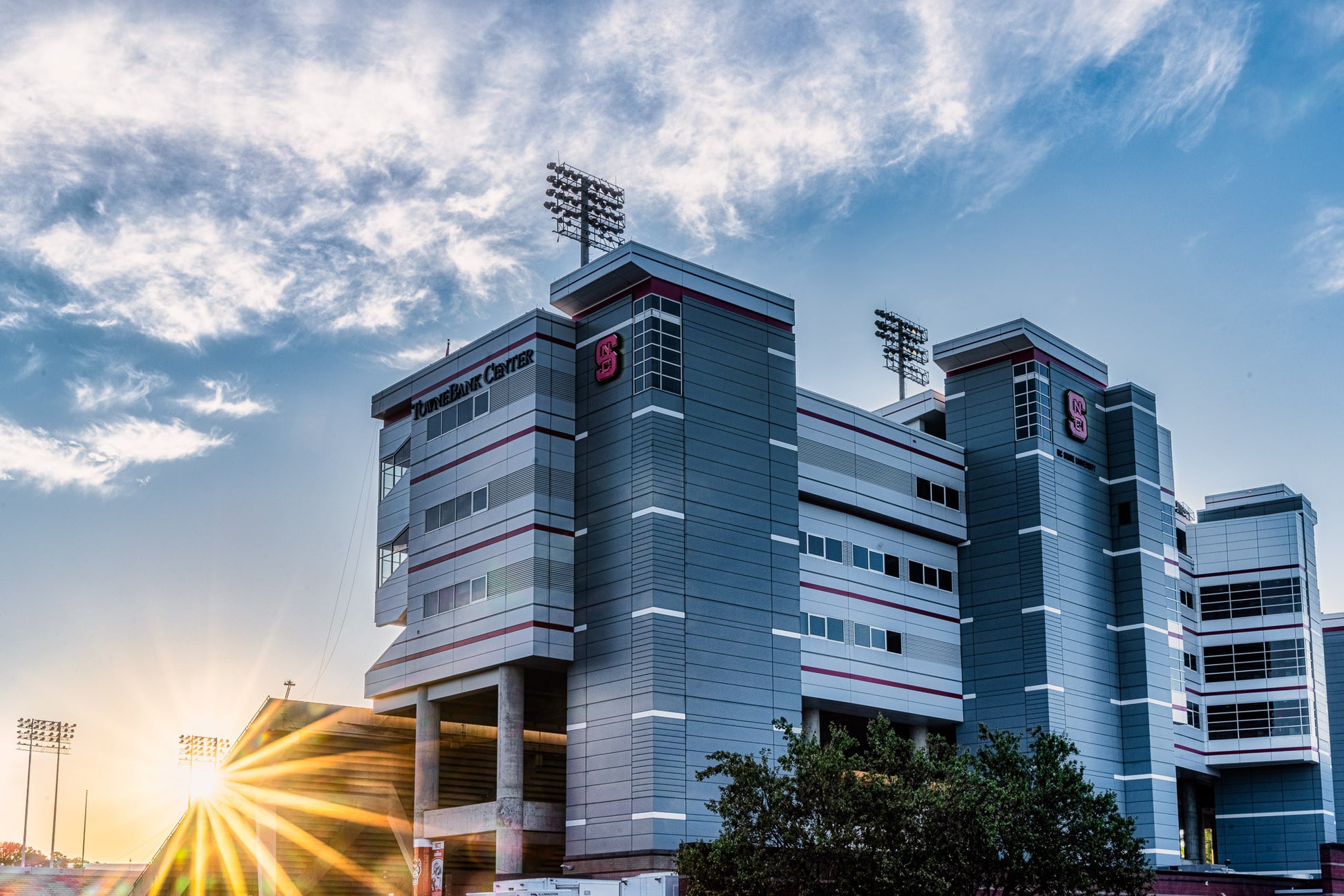 Sunrise at the Wolfpack’s Den image 0