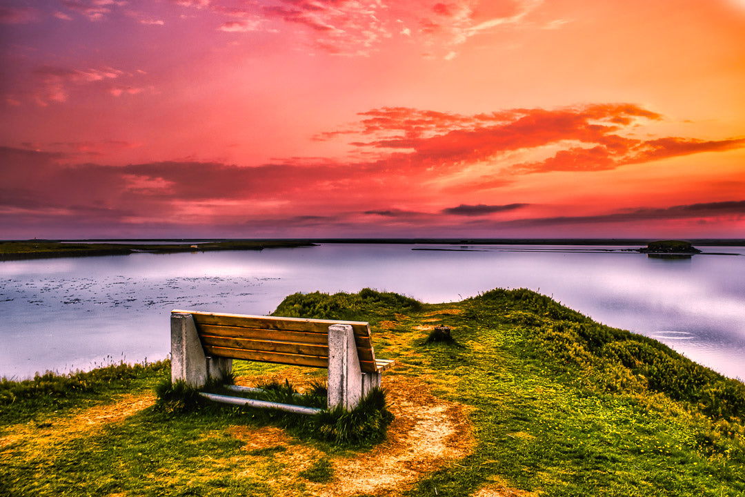 Sunset on the Icelandic Shore image 0