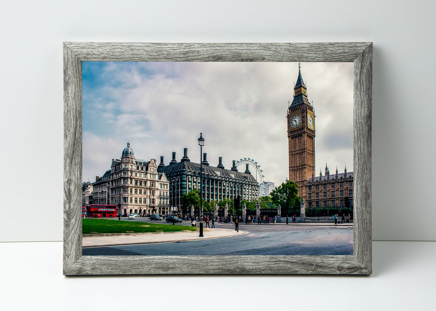 Grandes nubes sobre el Big Ben