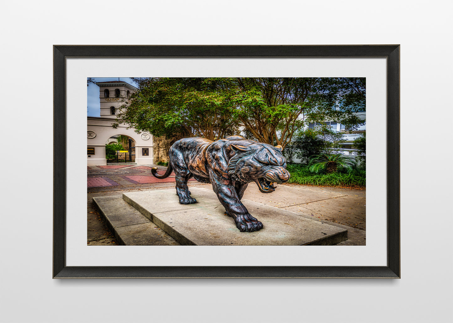 LSU Tiger Statue