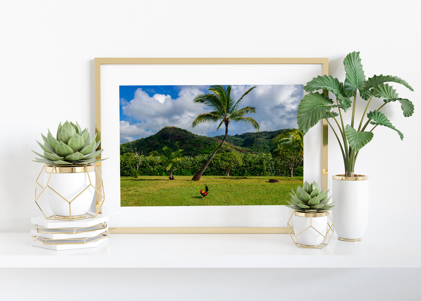 Paisaje de montaña hawaiano, lado de pollo