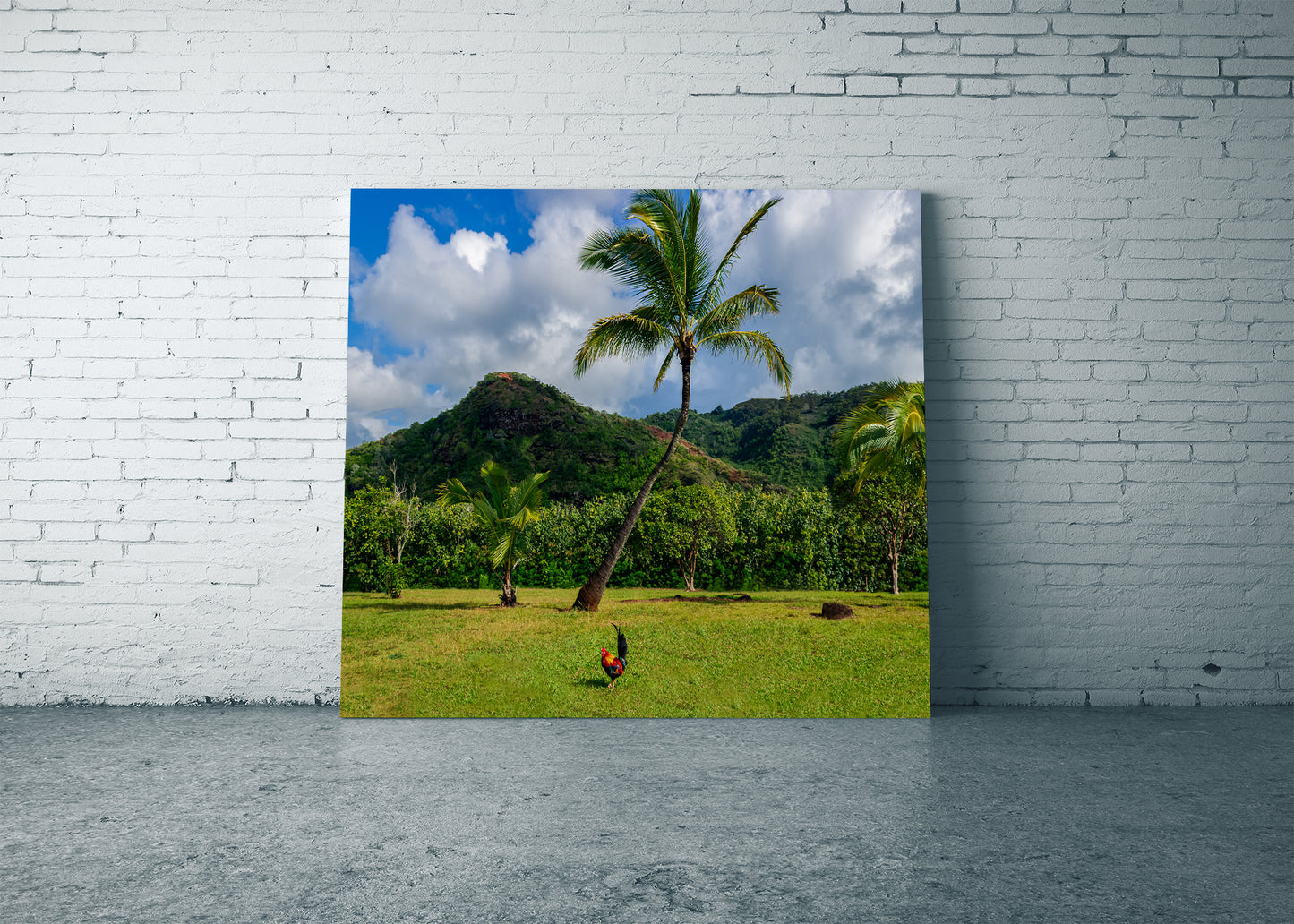 Paisaje de montaña hawaiano, lado de pollo