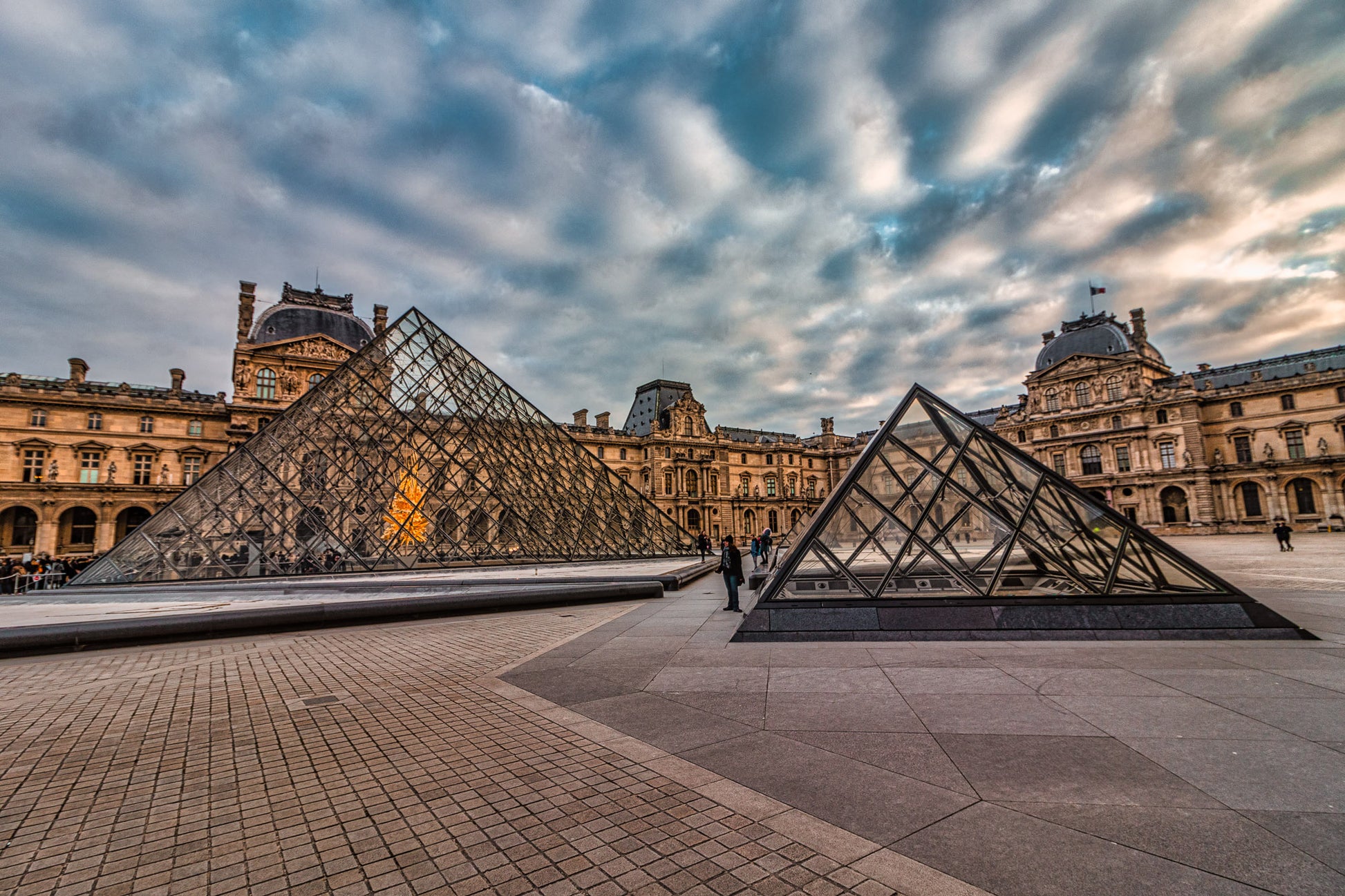 Perfect Parisian Pyramids image 0